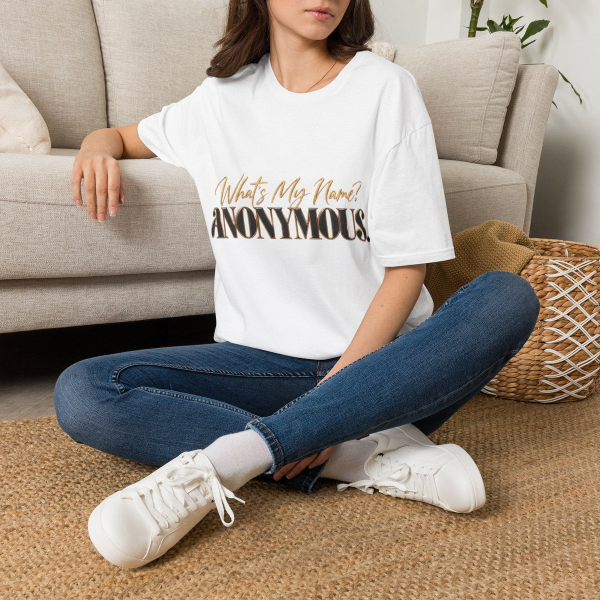 What's My Name? ANONYMOUS. T‑Shirt — Bold Script Graphic Tee